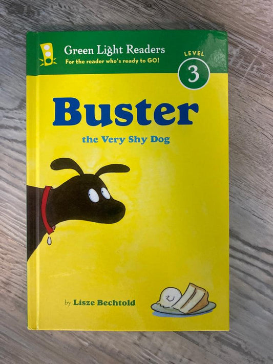 Buster the Very Shy Dog, Green Light Readers Level 3 - brand new