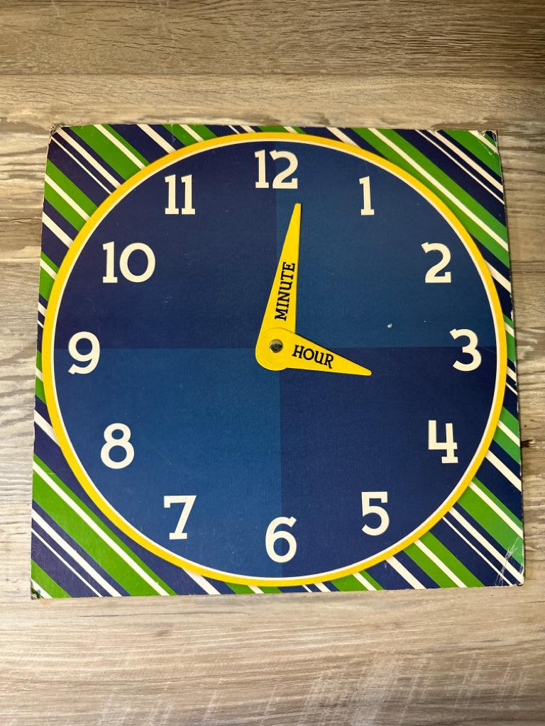 Math What Time Is It? Rotating Poster